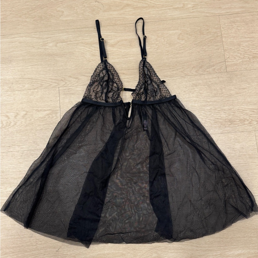 Victoria's Secret Black and Cream Lace Lingerie
